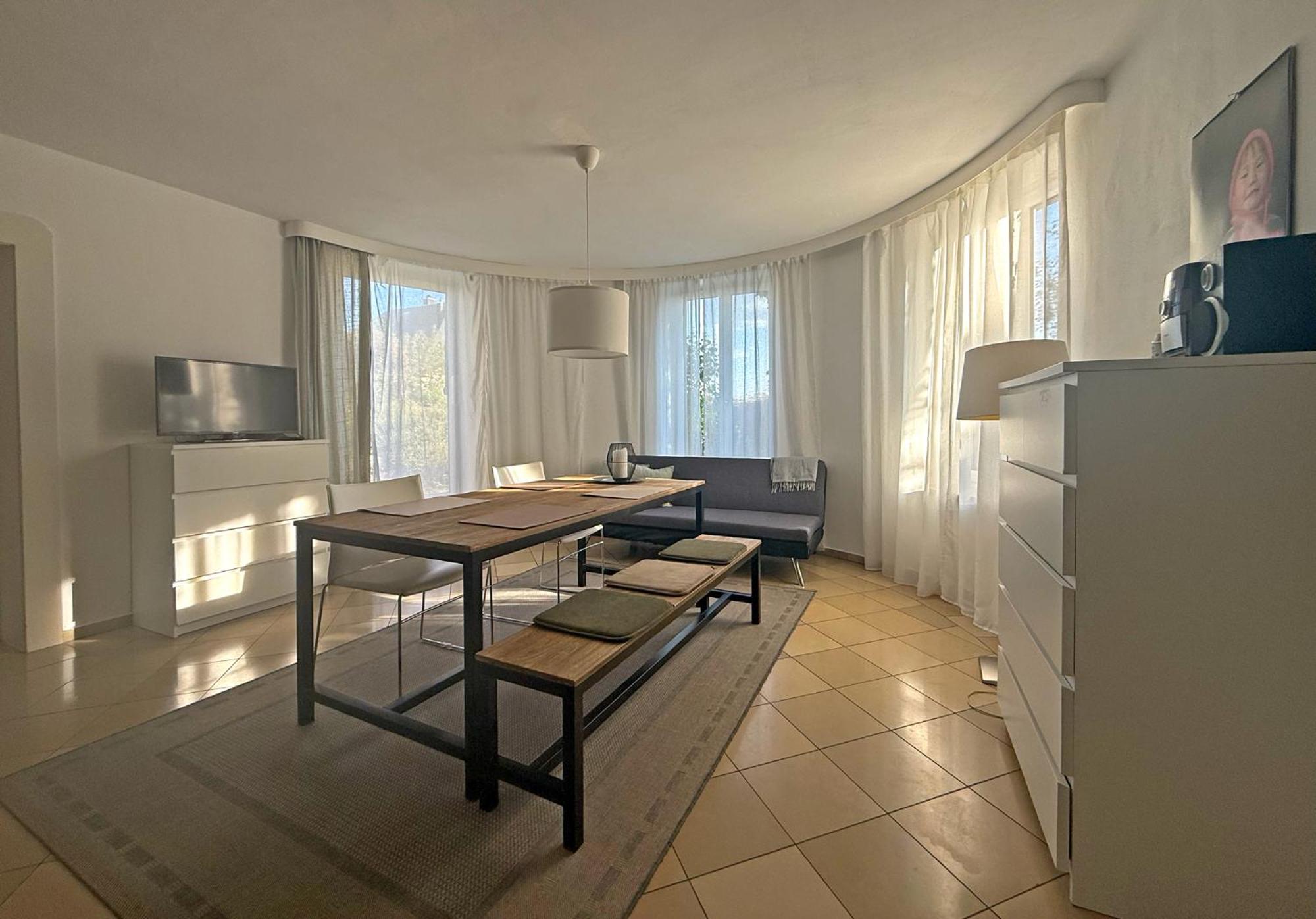 Paterre Wohnung In Der Rosa Villa Selb Ngoại thất bức ảnh